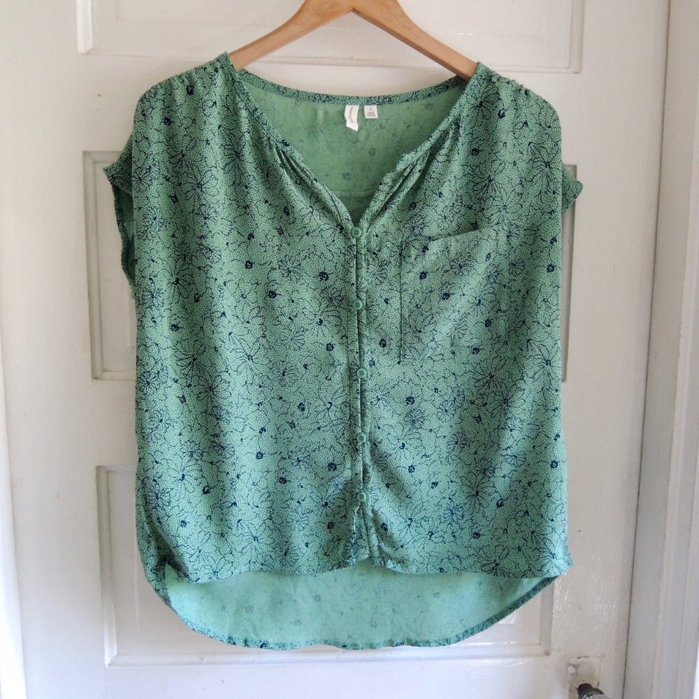 Treasure & Bond Green & Black Floral Print Top S (runs L)